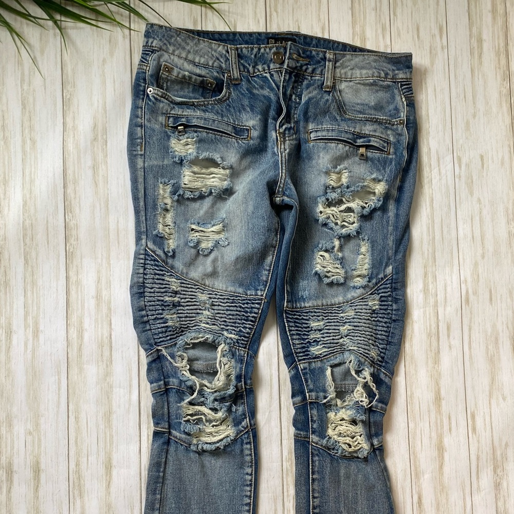 🍀CJ black premium destroyed jeans 32x32
